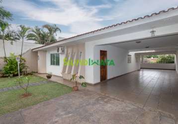 Casa à venda na zona 05 de maringá por r$ 980.000,00