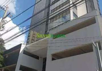 Excelente sala comercial em edifício de 65 m², para locar na zona 01.