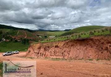 Terreno em barro branco  -  paty do alferes