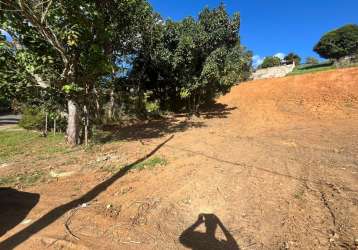 Ótimo terrenono bairro novo horizonte, com 1800 metros quadrados. ótimo para uso residencial ou também comercial.