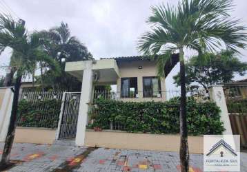 Casa com 4 dormitórios à venda, 187 m² por r$ 750.000,00 - cambeba - fortaleza/ce