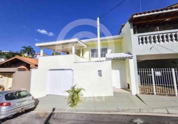 Casa com 4 quartos à venda na travessa ana piffer sanfins, vila cruzeiro, itatiba, 168 m2 por r$ 600.000