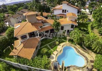 Casa em condomínio fechado com 3 quartos à venda na avenida maria thereza da costa naufal, parque das laranjeiras, itatiba, 501 m2 por r$ 1.700.000