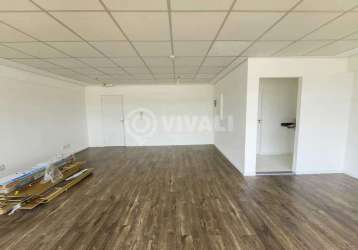 Sala comercial à venda na rua crescêncio da silveira pupo, vila cassaro, itatiba, 55 m2 por r$ 380.000