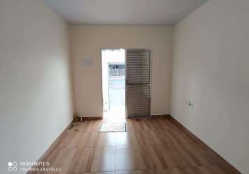 Casa com 3 quartos para alugar na rua josé fuzer, loteamento vila real, itatiba, 60 m2 por r$ 1.600