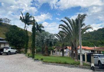 Casa com 3 dormitórios limeira alta brusque