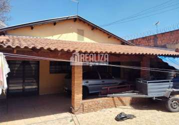 Linda casa à venda no residencial morumbi, uberaba