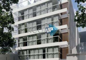 Apartamento com 1 quarto à venda na rua henrique oswald, copacabana, rio de janeiro, 46 m2 por r$ 835.000