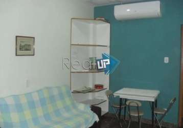 Casa em condomínio fechado com 1 quarto à venda na avenida nossa senhora de copacabana, copacabana, rio de janeiro, 40 m2 por r$ 530.000