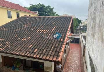 Casa com 3 quartos à venda na rua luís coutinho cavalcanti, guadalupe, rio de janeiro, 139 m2 por r$ 490.000