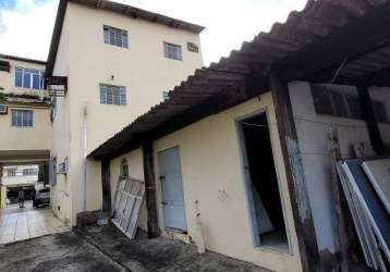 Prédio comercial com galpão no centro de campo grande