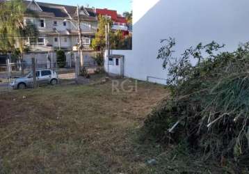 Terreno no bairro chácara das pedras com 11m frente x 39m fundos, plano em rua calma.