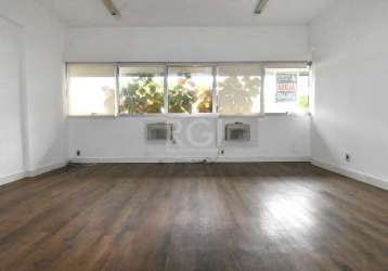 Sala comercial - imóvel  31,41 m ²,  com  laminado ,  posição lateral, quinto andar com elevadores, 1 lavabo, 1 vaga de box coberta n 12 (o valor do box é separado), portaria 24 horas. localizado nas 