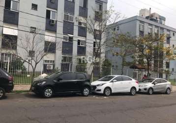 Apartamento 01 dormitório, térreo com vaga escriturada no bairro vila ipiranga, próximo do shopping iguatemi, fica todo mobiliado, com excelente localização, condomínio com valor baixo, quiosque com c