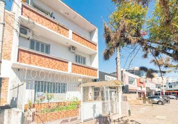 Apartamento no bairro são joão, com 65 m², 2 dormitórios, sala, cozinha, área de serviço e banheiro. localizado na rua general couto de magalhães, próximo aos principais comércios da região.