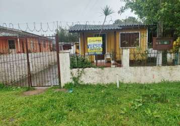 Casa :  excelente terreno na avenida juca batista, comercial ou residencial  .&lt;br&gt; terreno com duas construções  sendo casa de frente composta de 2 dormitórios, sala de estar, copa cozinha ampla