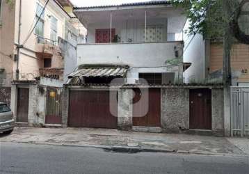 Casa inteira à venda na rua álvaro ramos - botafogo