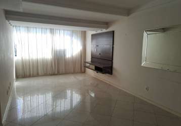 Apartamento 4/4 sendo 1 suíte e 1 vaga