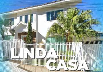 ### &amp;#127969; **linda casa no bairro ariribá**