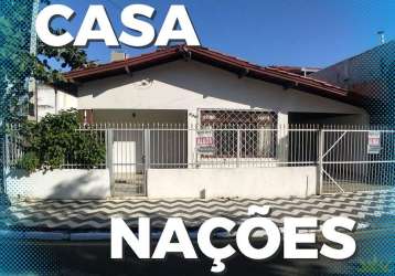 Excelente casa no bairro das nações