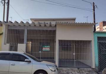 Casa para locação em suzano, jardim anzai, 2 dormitórios, 1 banheiro, 2 vagas