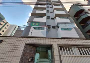 Linda cobertura duplex  à venda, com 4 quartos, sendo 2 suítes, sol da manhã, 2 vagas