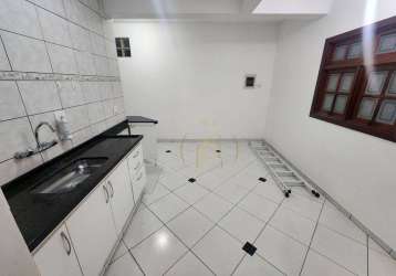 Oportunidade- casa térrea no bairro flor do vale com 3 dormitórios e quintal