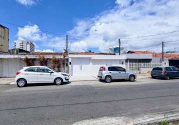 Casa com 4 suítes e ponto comercial na gruta de lourdes - r$ 650.000