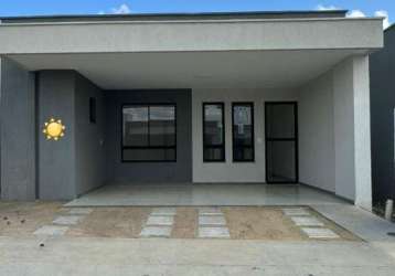 Casa residencial para venda no condomínio dux residence, no sim, feira de santana, 3 quartos, sendo 1 suíte, 1 sala, 2 banheiros, 2 vagas 132m² área t