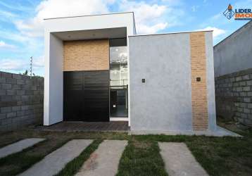 Casa residencial para venda em rua pública, papagaio, feira de santana, 3 quartos, 1 suíte, 1 sala, 2 banheiros, 2 vagas, 80m² área construída.