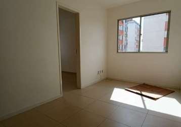 Apartamento residencial para locação em condomínio fechado, av fraga maia, mangabeira, feira de santana, 2 quartos, 1 sala, 1 banheiro, 1 vaga, 51m² á