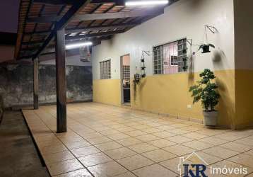 Casa com 3 quartos à venda na rua e01, 0001, vila lucy, goiânia por r$ 670.000