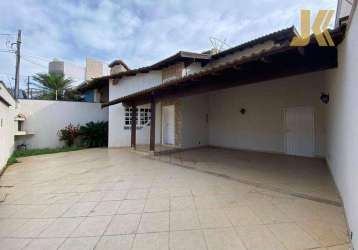 Casa com 3 dormitórios para alugar, 260 m² por r$ 5.265,00/mês - jardim são caetano - jaguariúna/sp