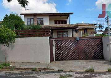 Casa com 3 dormitórios para alugar, 300 m² por r$ 3.834,00/mês - centro - jaguariúna/sp