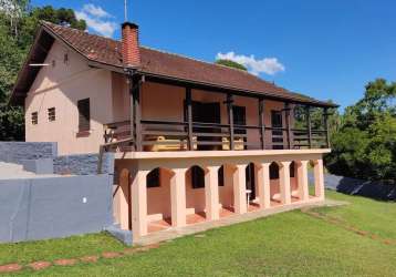 Sítio com ampla casa e piscina a venda em picada café na serra gaúcha