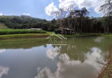 Chácara com açude e vista à venda na zona rural de dois irmãos