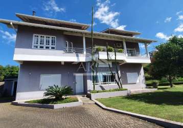 Casa ampla à venda no bairro pinhal alto em nova petrópolis, na serra gaúcha