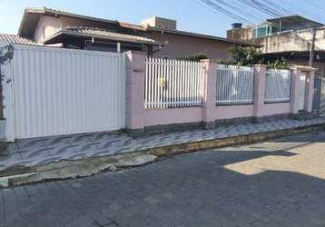 Casa com 4 dormitórios à venda, 163 m² por r$ 985.000,00 - centro - navegantes/sc