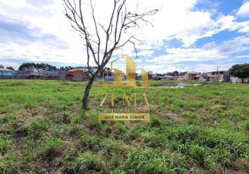 Terreno plano com 8500 m2, em 03 ruas, proximo a escolas e centro esportivo