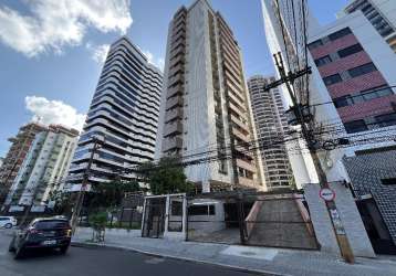 Apartamento amplo com 115m²,  3 quartos no edifício tatiana - localização privilegiada no parnamirim