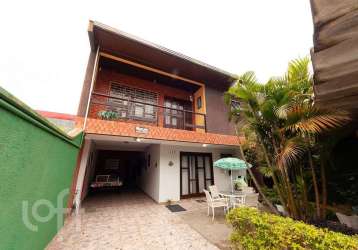 Casa com 4 quartos à venda na rua amazonas de souza azevedo, 428, bacacheri, curitiba por r$ 1.300.000