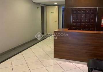 Sala comercial à venda na avenida ceará, 811, são joão, porto alegre, 27 m2 por r$ 80.000