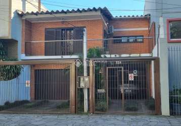 Casa com 5 quartos à venda na rua domingos crescêncio, 224, santana, porto alegre, 207 m2 por r$ 1.100.000