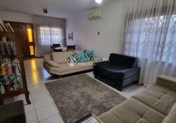 Casa com 3 quartos à venda na rua albion, 1054, passo do feijó, alvorada, 148 m2 por r$ 630.000