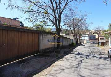 Casa e kitnet no bairro serra dourada