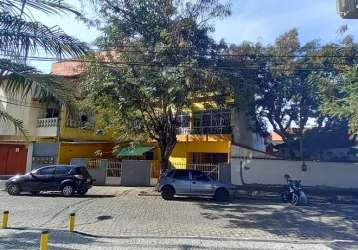 Vendo área de 300m², com 5 casas em cabo frio/rj próximo a praia do forte