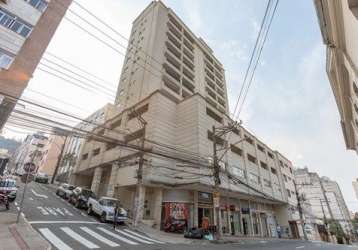 Apartamento 3 quartos elevador vaga de garagem no centro juiz de fora