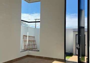 Linda casa a venda no bairro karaíba