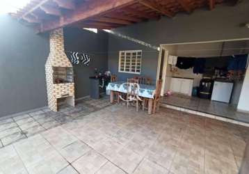 Casa 3 dormitórios, 172 m² por r$ 650.000 - brasil - uberlândia/mg