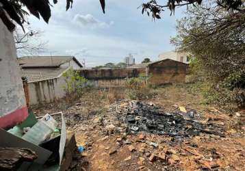 Terreno à venda no bairro centro - araguari/mg